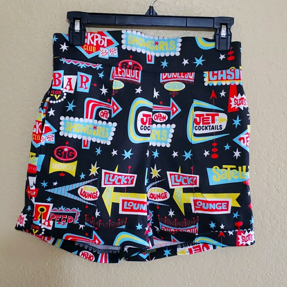 Pinup Couture Hi Waisted All Over Vegas Shorts Med